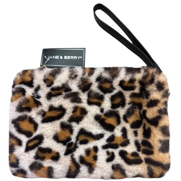 Jane & Berry Handbags - Jane & Berry Faux Fur Animal Leopard Print Wristlet NWT